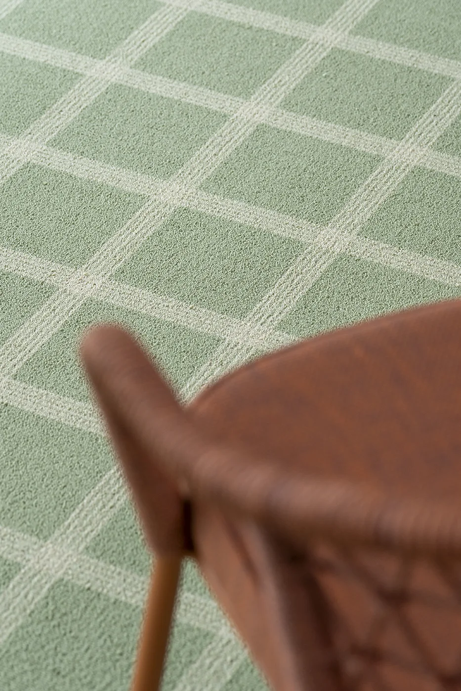 Features and materials of hypoallergenic carpet